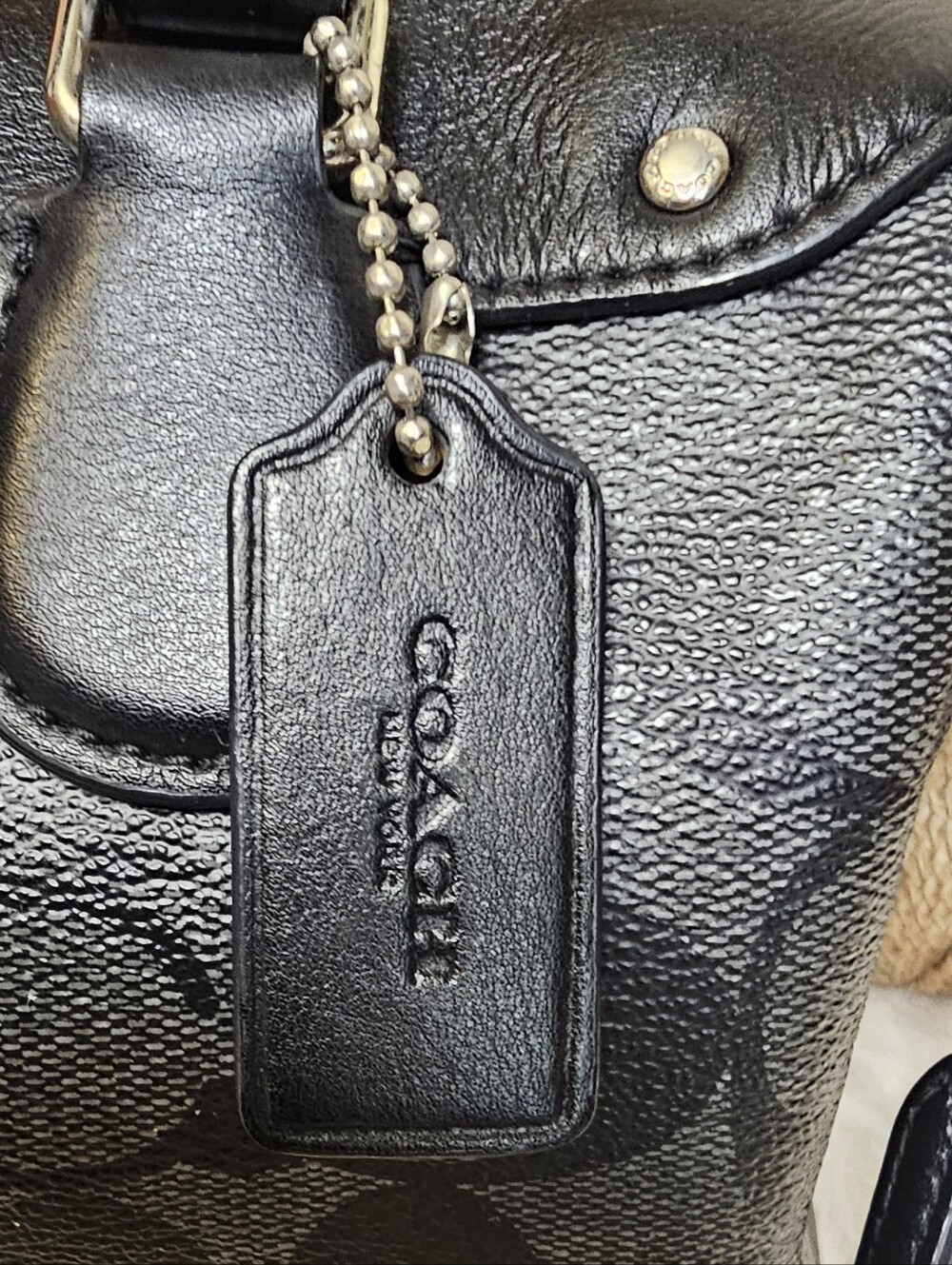 Coach Signature Mini Bennett Satchel - Picture 3 of 16